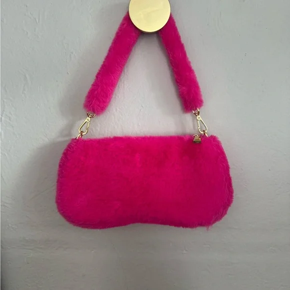 Faux Fur Pink Shoulder Bag - Picture 2 of 10